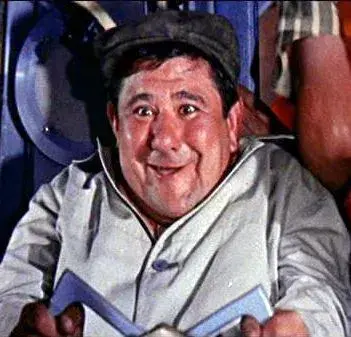 Trailer screenshot, Public domain, via Wikimedia Commons
https://commons.wikimedia.org
/wiki/File:Buddy_Hackett
_Its_a_Mad,_Mad,_Mad,_Mad_World_Trailer14.jpg
